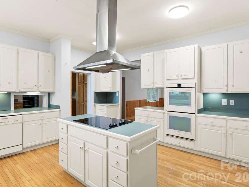 1592 Eagle Lake Drive, Brevard, NC 28712.  MLS# CAR4384665, YatesRealty ID 24052. 