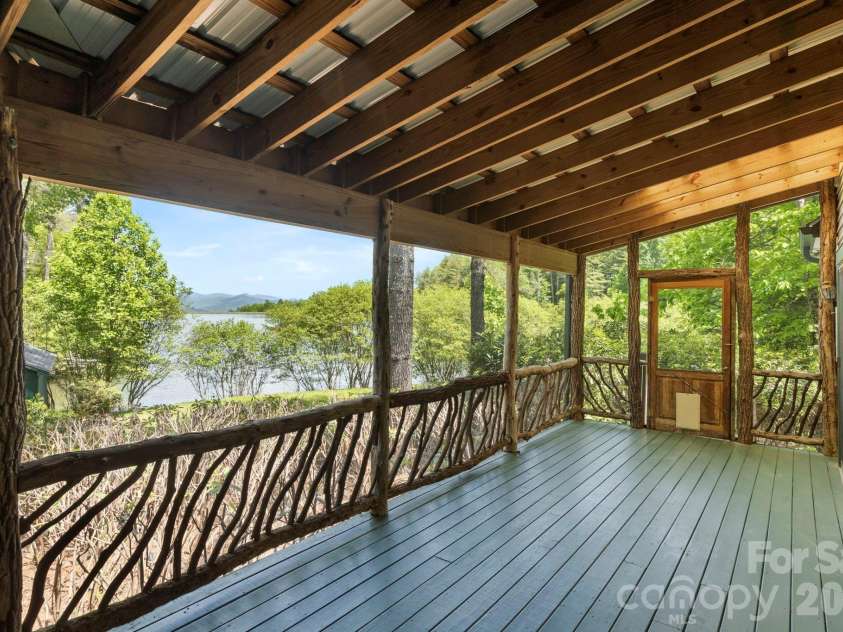 1592 Eagle Lake Drive, Brevard, NC 28712.  MLS# CAR4384665, YatesRealty ID 24052. Outdoor living