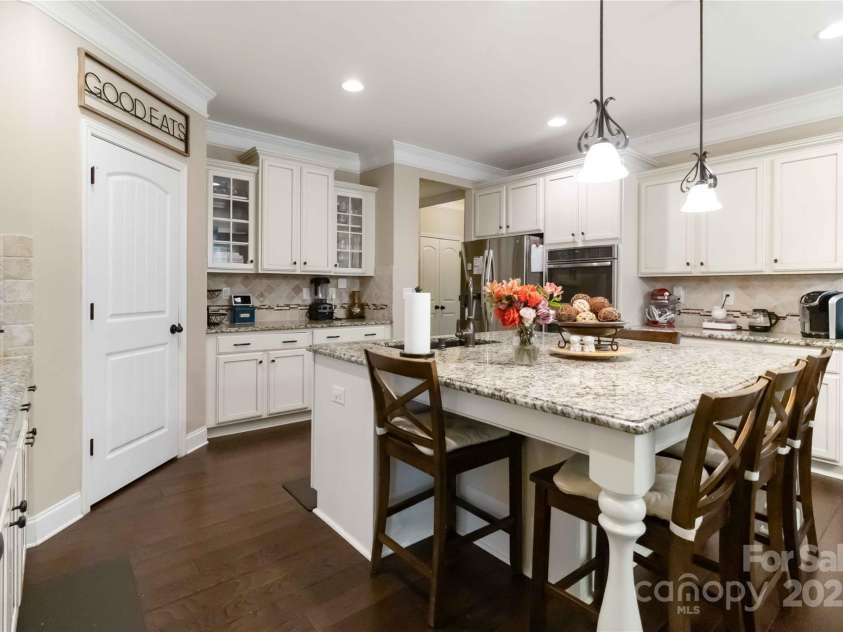 1041 Verbena Court, Tega Cay, SC 29708.  MLS# CAR4277209, YatesRealty ID 24053. 