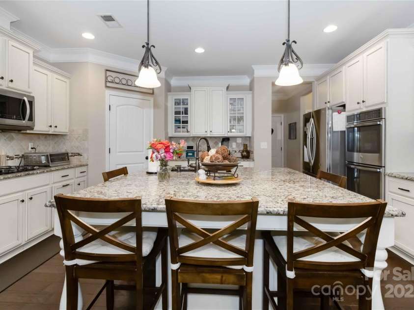 1041 Verbena Court, Tega Cay, SC 29708.  MLS# CAR4277209, YatesRealty ID 24053. 