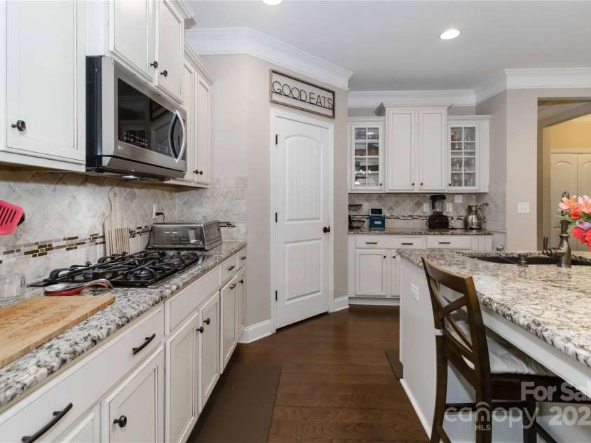 1041 Verbena Court, Tega Cay, SC 29708.  MLS# CAR4277209, YatesRealty ID 24053. 