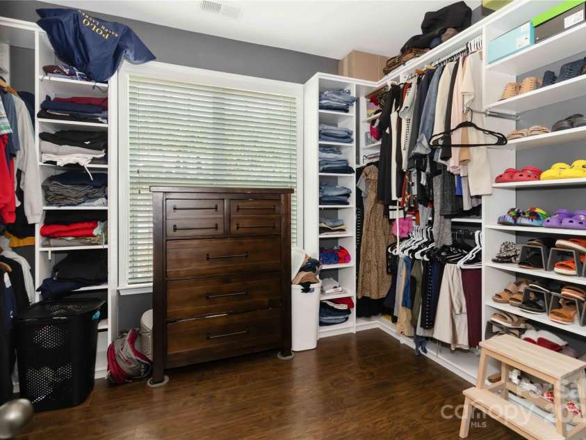 1041 Verbena Court, Tega Cay, SC 29708.  MLS# CAR4277209, YatesRealty ID 24053. 