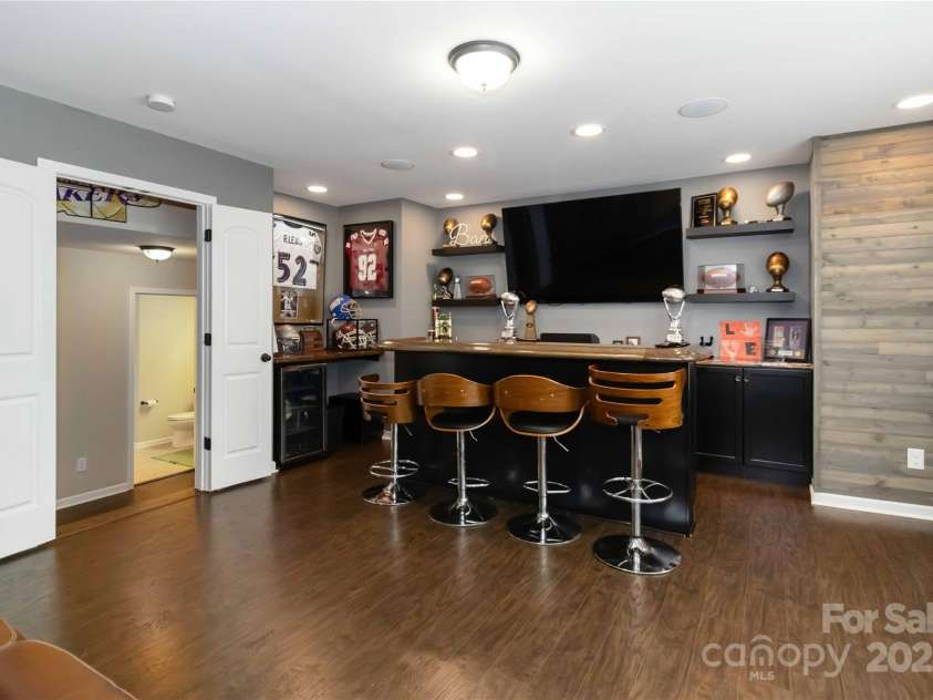 1041 Verbena Court, Tega Cay, SC 29708.  MLS# CAR4277209, YatesRealty ID 24053. 