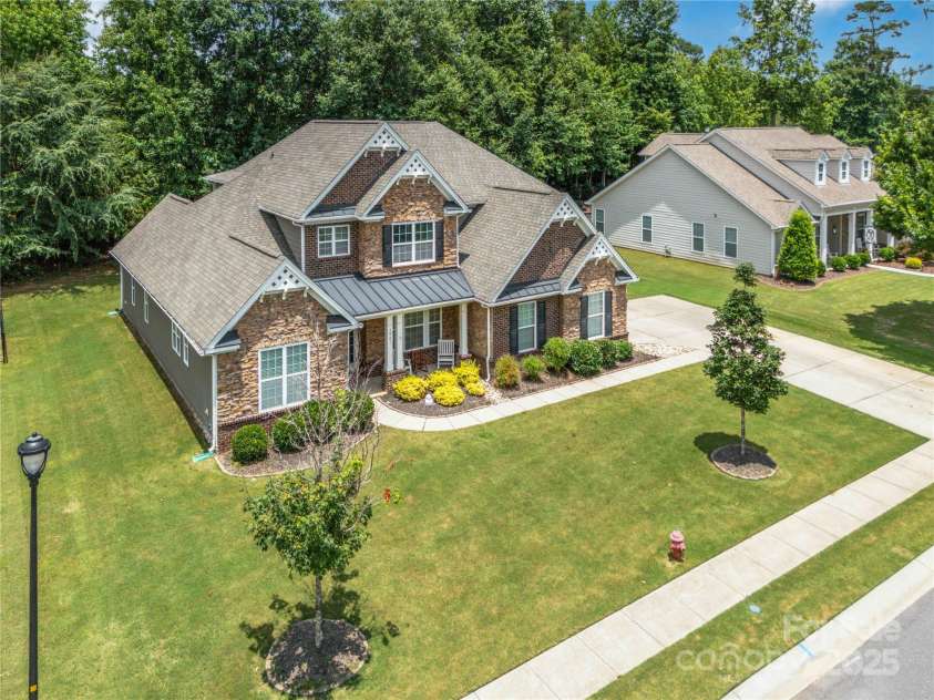 1041 Verbena Court, Tega Cay, SC 29708.  MLS# CAR4277209, YatesRealty ID 24053. 
