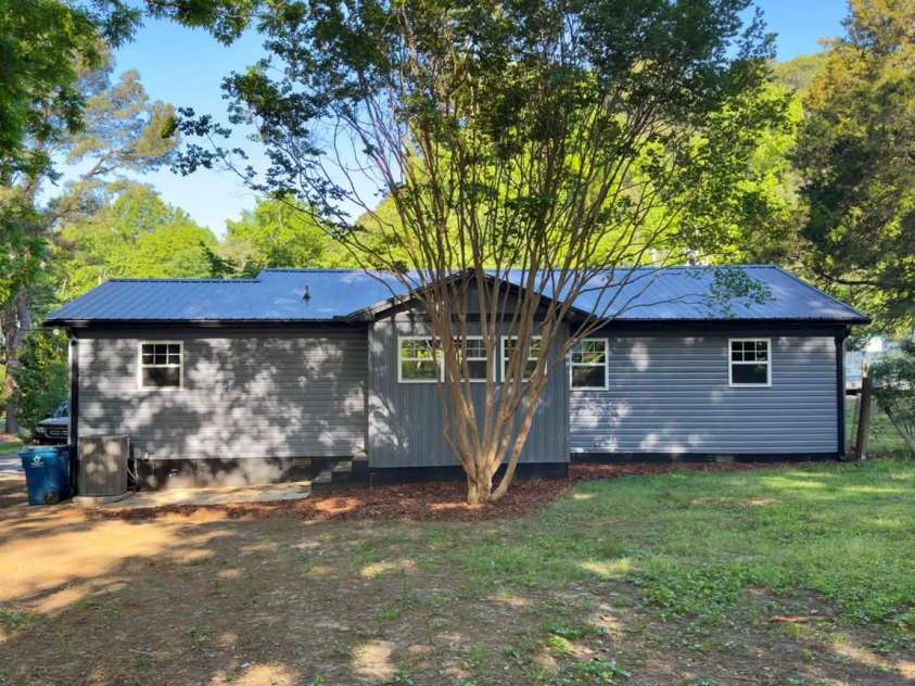 220 Dameron Street, Star, NC 27356.  MLS# CAR4384507, YatesRealty ID 24053. 