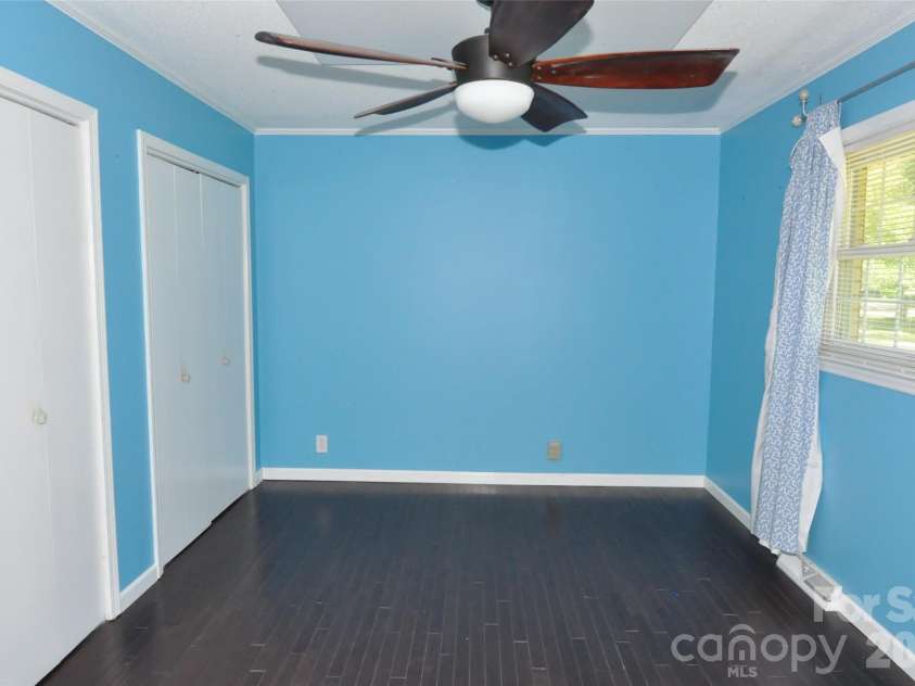 808 Briarcliff Circle, Chester, SC 29706.  MLS# CAR4384514, YatesRealty ID 24057. 