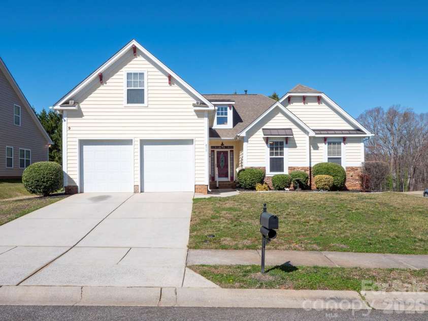 473 Clouds Way, Rock Hill, SC 29732.  MLS# CAR4350423, YatesRealty ID 2406. 