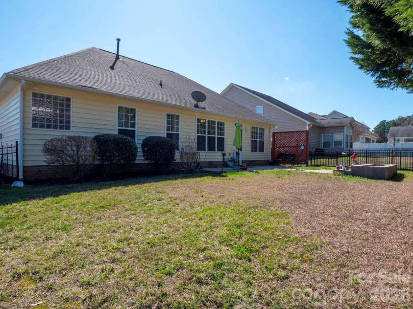 473 Clouds Way, Rock Hill, SC 29732.  MLS# CAR4350423, YatesRealty ID 2406. 