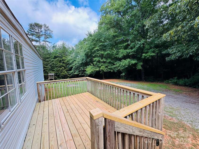 4832 Gideon Drive, Lincolnton, NC 28092.  MLS# CAR4276405, YatesRealty ID 24061. 