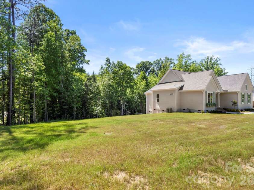 1183 Tirzah Road, Rock Hill, SC 29732.  MLS# CAR4384447, YatesRealty ID 24062. Huge Side Yard