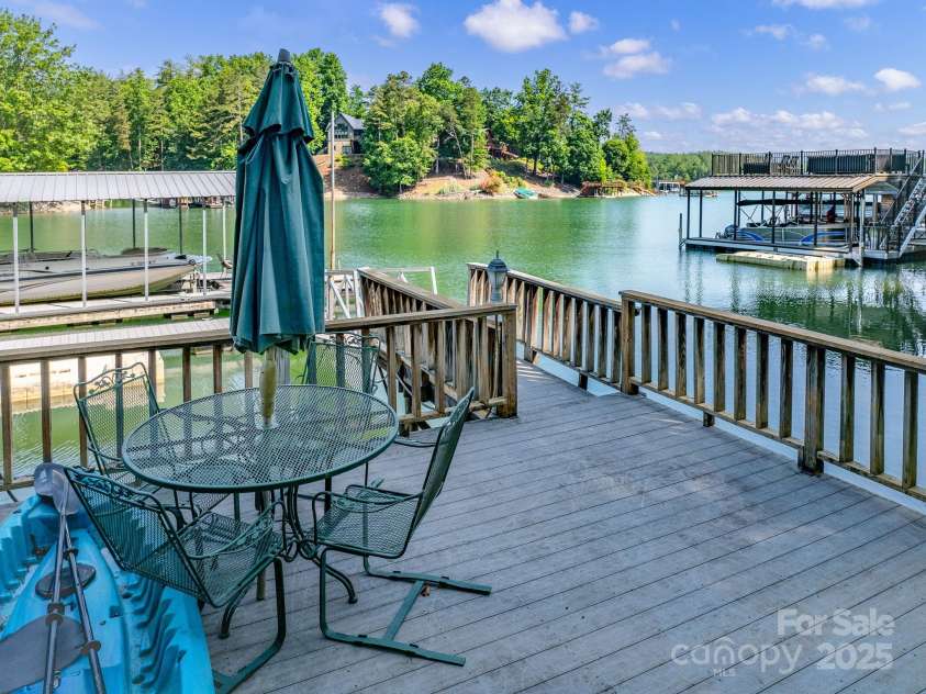 357 Lentz Landing Lane, Nebo, NC 28761.  MLS# CAR4256911, YatesRealty ID 24063. 