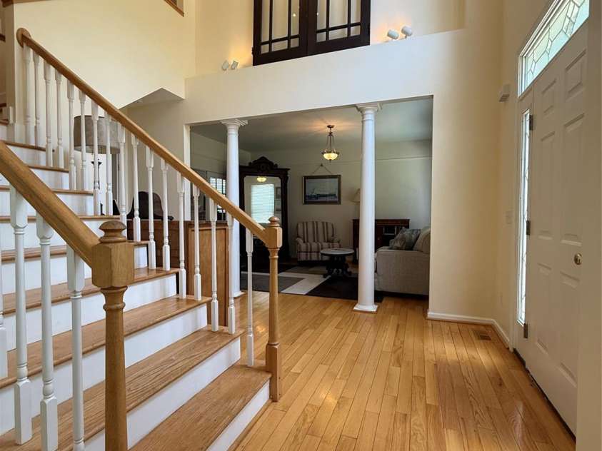 357 Lentz Landing Lane, Nebo, NC 28761.  MLS# CAR4256911, YatesRealty ID 24063. Just inside the front door