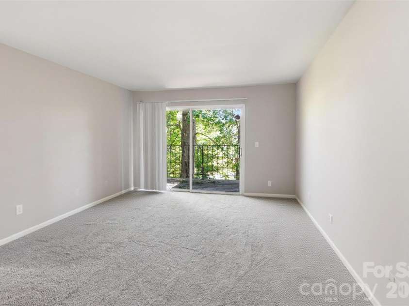 330 Orchard Trace Lane, Charlotte, NC 28213.  MLS# CAR4384615, YatesRealty ID 24064. 