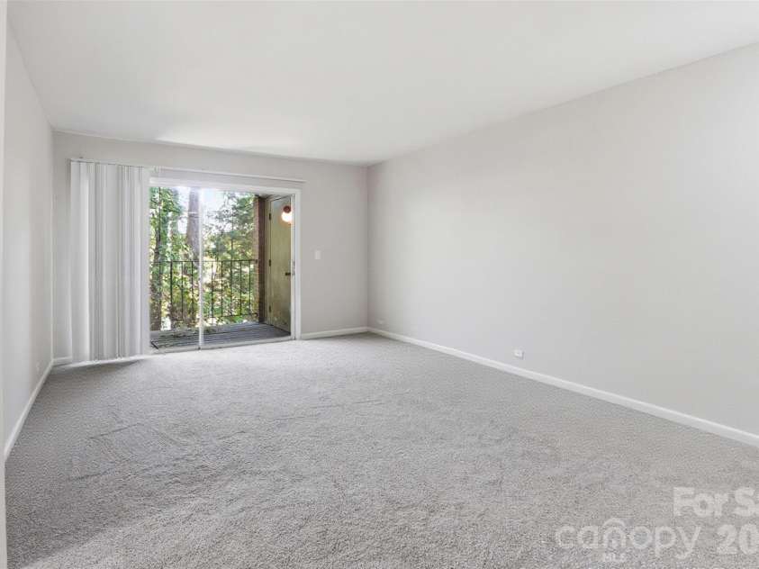 330 Orchard Trace Lane, Charlotte, NC 28213.  MLS# CAR4384615, YatesRealty ID 24064. 