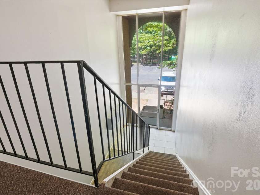 330 Orchard Trace Lane, Charlotte, NC 28213.  MLS# CAR4384615, YatesRealty ID 24064. 