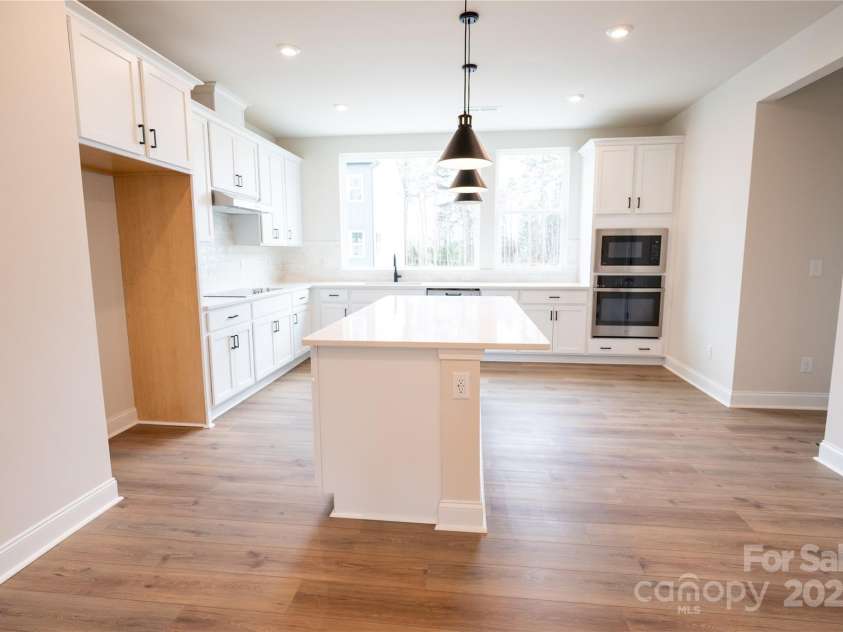 7944 Cedarsmith Court, Charlotte, NC 28217.  MLS# CAR4215191, YatesRealty ID 24064. 
