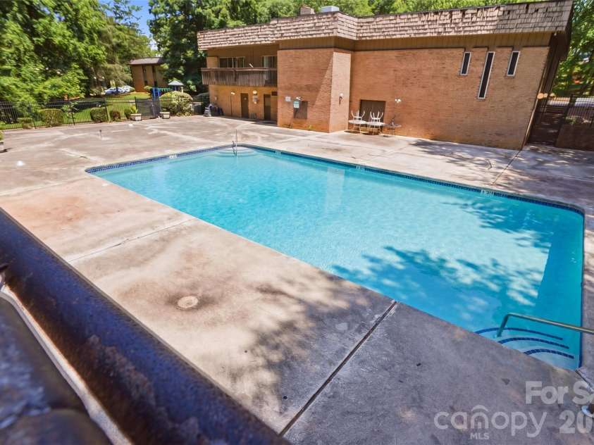 305 Orchard Trace Lane, Charlotte, NC 28213.  MLS# CAR4384661, YatesRealty ID 24065. 