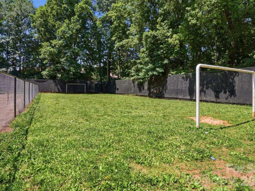 305 Orchard Trace Lane, Charlotte, NC 28213.  MLS# CAR4384661, YatesRealty ID 24065. 