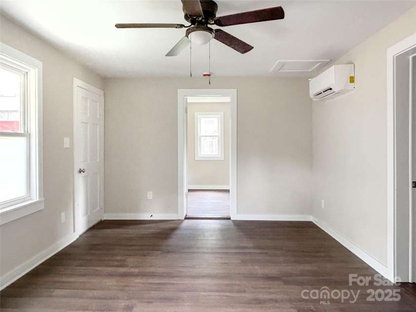 33 Graybark Court, Waynesville, NC 28786.  MLS# CAR4273363, YatesRealty ID 24065. 