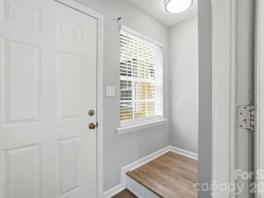 8529 Castle Pine Court, Charlotte, NC 28226.  MLS# CAR4381741, YatesRealty ID 24066. 