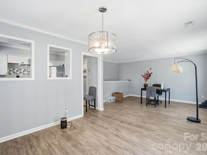 8529 Castle Pine Court, Charlotte, NC 28226.  MLS# CAR4381741, YatesRealty ID 24066. 