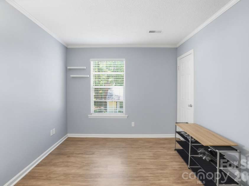 8529 Castle Pine Court, Charlotte, NC 28226.  MLS# CAR4381741, YatesRealty ID 24066. 
