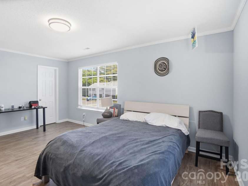 8529 Castle Pine Court, Charlotte, NC 28226.  MLS# CAR4381741, YatesRealty ID 24066. 