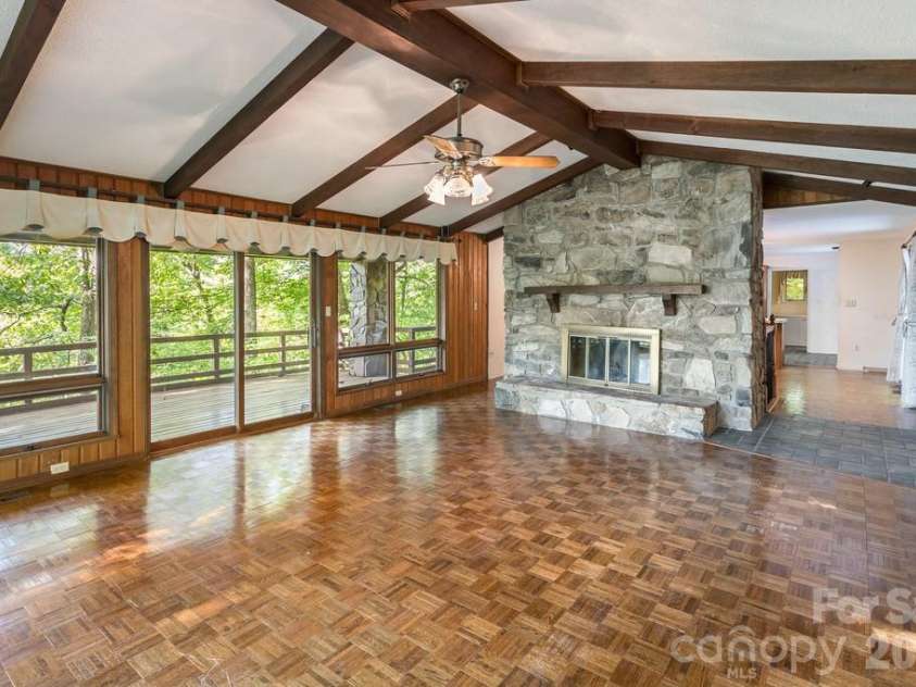 1126 Scenic Circle, Waynesville, NC 28786.  MLS# CAR4383487, YatesRealty ID 24069. 