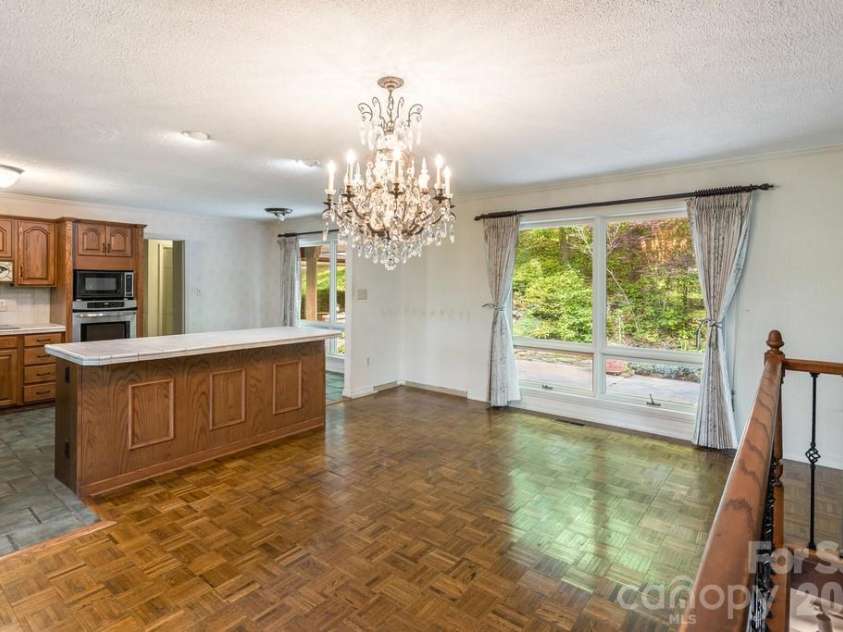 1126 Scenic Circle, Waynesville, NC 28786.  MLS# CAR4383487, YatesRealty ID 24069. 