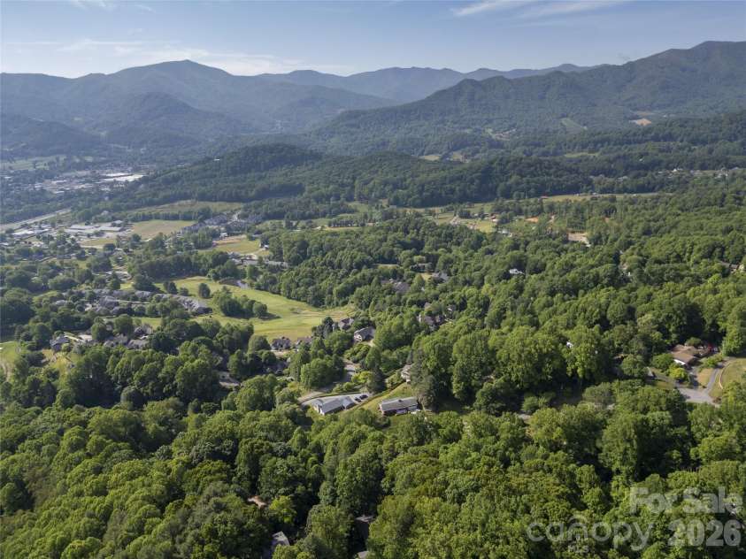 1126 Scenic Circle, Waynesville, NC 28786.  MLS# CAR4383487, YatesRealty ID 24069. 