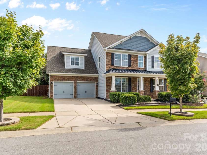 13720 Baytown Court, Huntersville, NC 28078.  MLS# CAR4335243, YatesRealty ID 2407. 