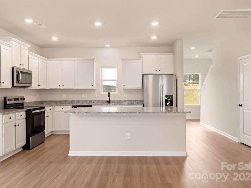 7113 Jerimoth Drive, Charlotte, NC 28215.  MLS# CAR4237276, YatesRealty ID 2407. Digital Image similar