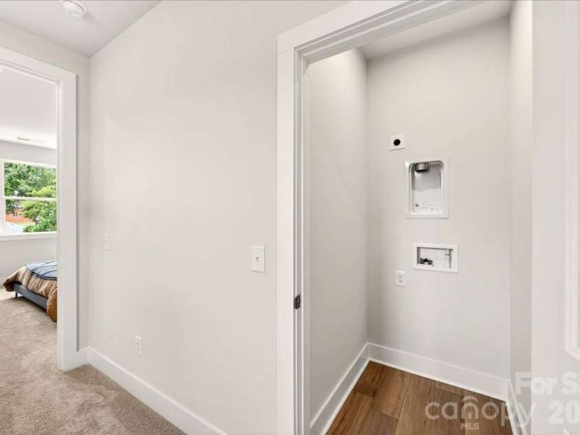 4032 Canvas Court, Charlotte, NC 28205.  MLS# CAR4384752, YatesRealty ID 24070. Laundry closet
