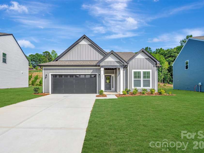 1777 Boulder Ridge Drive, Gastonia, NC 28052.  MLS# CAR4384720, YatesRealty ID 24071. Exterior