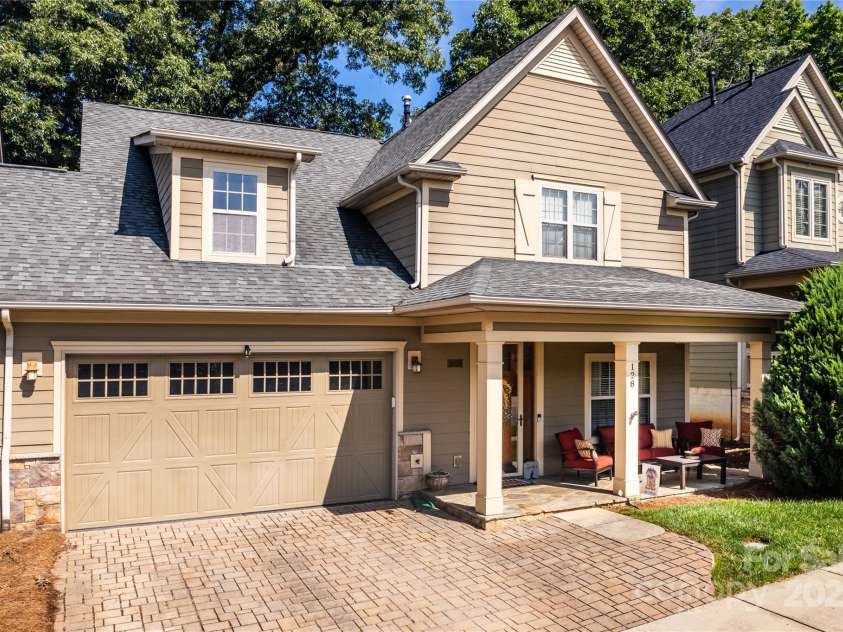 128 Aztec Circle, Mooresville, NC 28117.  MLS# CAR4267164, YatesRealty ID 24072. Double car garage