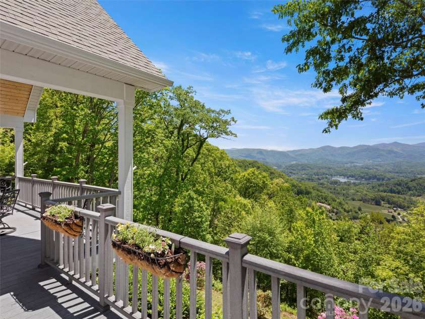 1278 Breckenridge Road, Waynesville, NC 28785.  MLS# CAR4384776, YatesRealty ID 24073. 