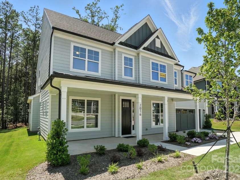 2016 Cedar Falls Drive, Waxhaw, NC 28173.  MLS# CAR4142681, YatesRealty ID 24074. 