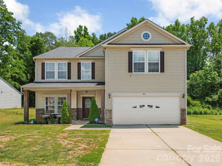 941 Capetown Lane, Clover, SC 29710.  MLS# CAR4384798, YatesRealty ID 24074. 
