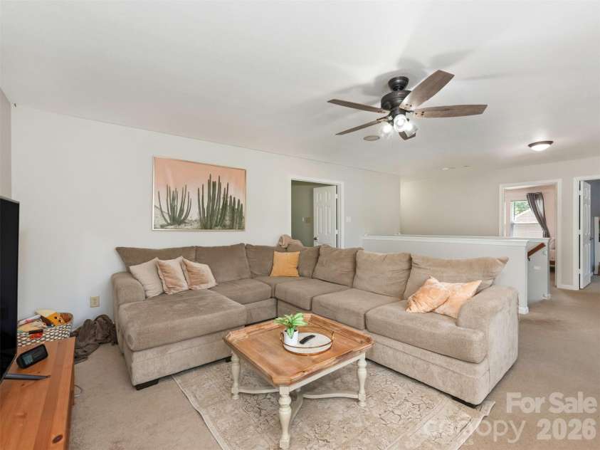 941 Capetown Lane, Clover, SC 29710.  MLS# CAR4384798, YatesRealty ID 24074. 