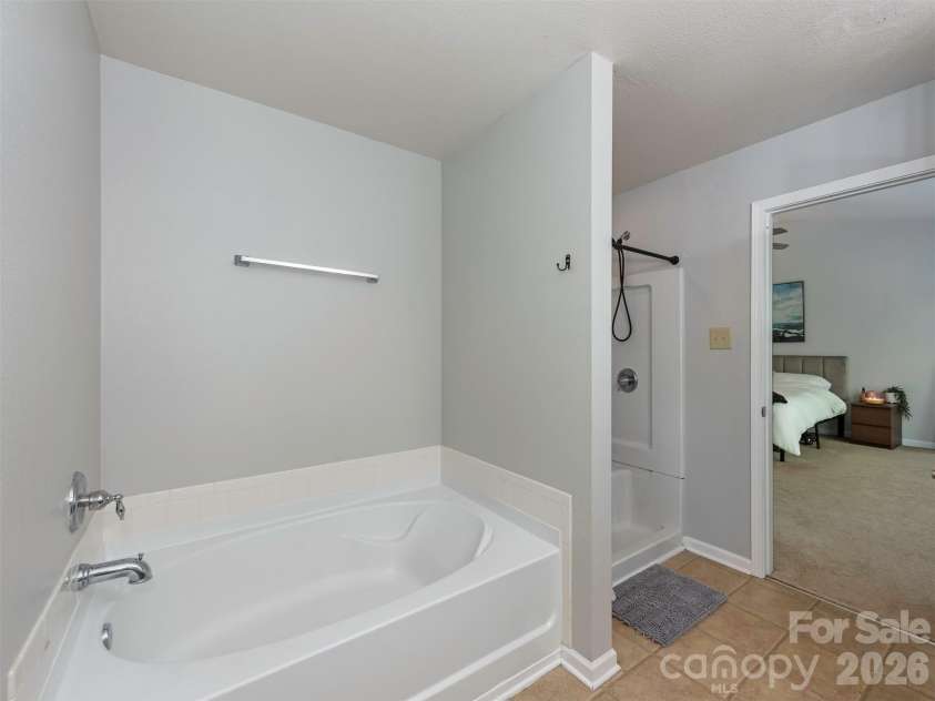 941 Capetown Lane, Clover, SC 29710.  MLS# CAR4384798, YatesRealty ID 24074. 
