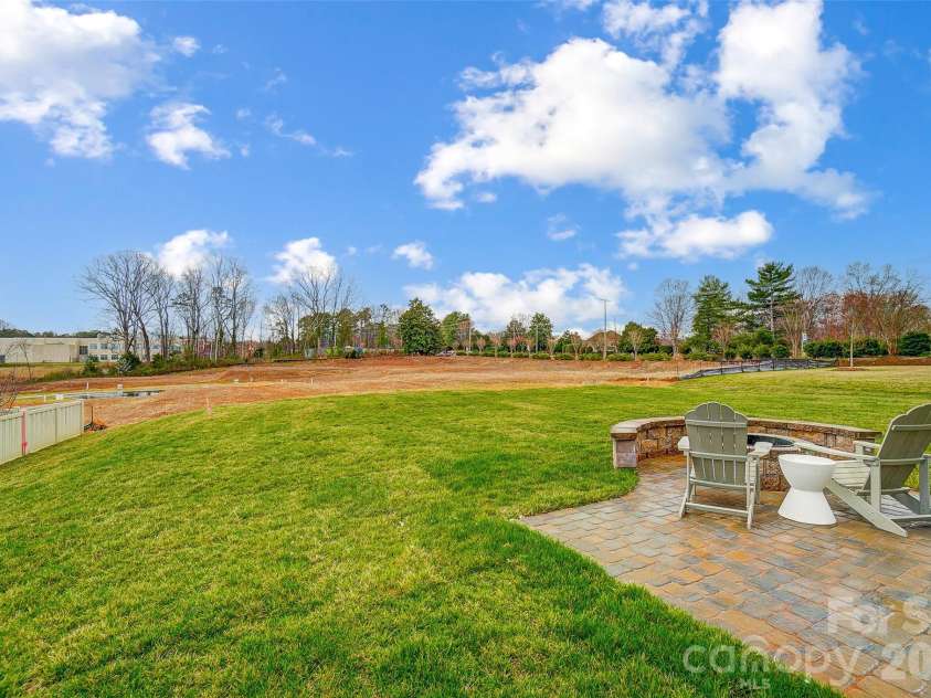 1311 Wiggins Drive, Gastonia, NC 28054.  MLS# CAR4384773, YatesRealty ID 24075. Backyard