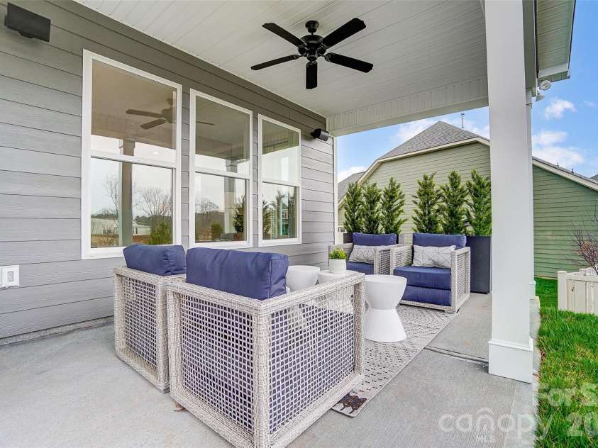 1311 Wiggins Drive, Gastonia, NC 28054.  MLS# CAR4384773, YatesRealty ID 24075. Covered Porch