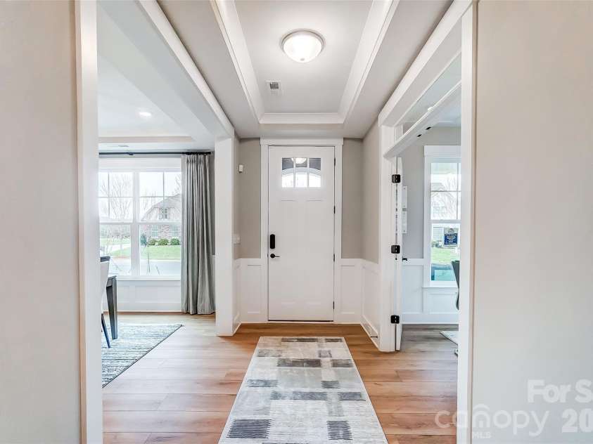 1311 Wiggins Drive, Gastonia, NC 28054.  MLS# CAR4384773, YatesRealty ID 24075. Entryway
