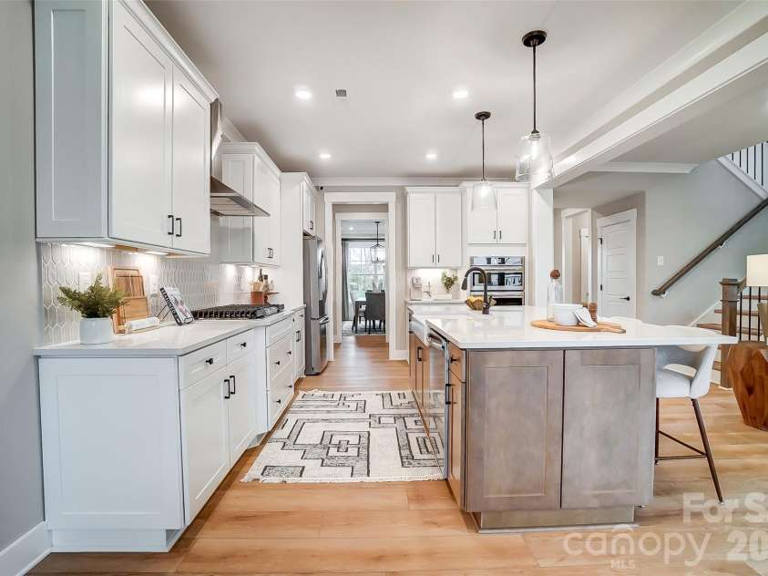 1311 Wiggins Drive, Gastonia, NC 28054.  MLS# CAR4384773, YatesRealty ID 24075. Kitchen