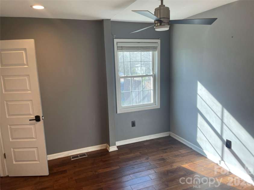 110 Sterling Street, Chester, SC 29706.  MLS# CAR4384810, YatesRealty ID 24077. 