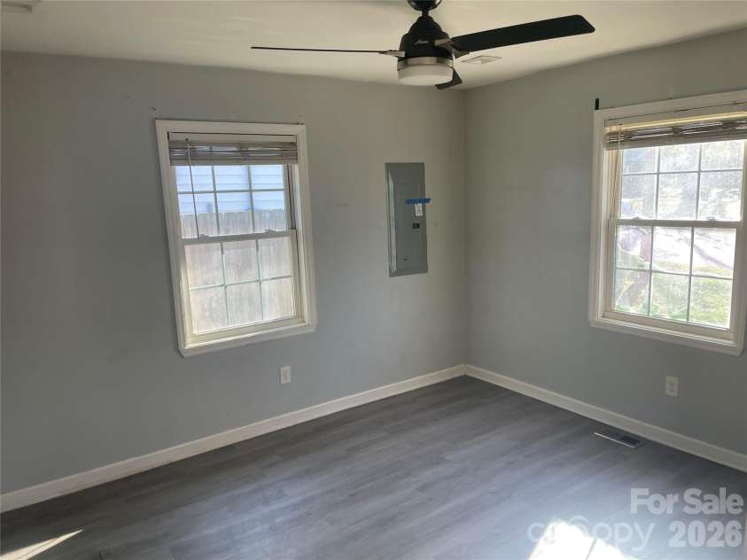 110 Sterling Street, Chester, SC 29706.  MLS# CAR4384810, YatesRealty ID 24077. 