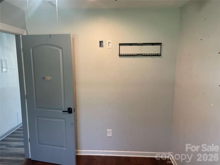 110 Sterling Street, Chester, SC 29706.  MLS# CAR4384810, YatesRealty ID 24077. 