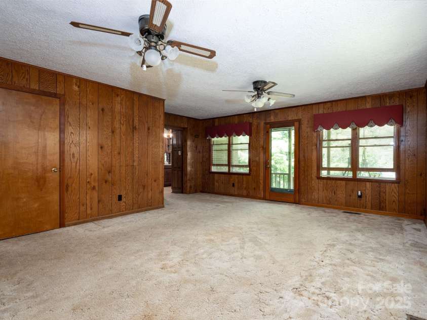 215 Fork River Drive, Marion, NC 28752.  MLS# CAR4278029, YatesRealty ID 24077. 