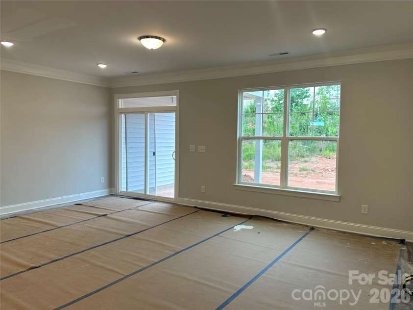118 Pointer Trail, Troutman, NC 28166.  MLS# CAR4376566, YatesRealty ID 24078. Family Room