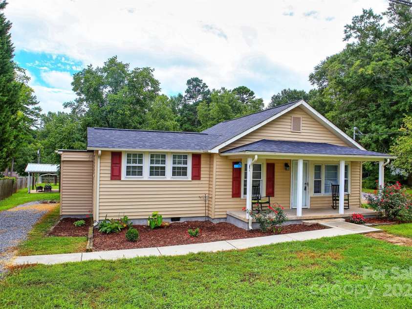 218 Blacksnake Road, Stanley, NC 28164.  MLS# CAR4274128, YatesRealty ID 24079. 